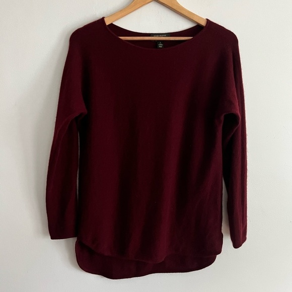 Charter Club Soft Cashmere Burgundy Hi-Low Sweater - Picture 3 of 8